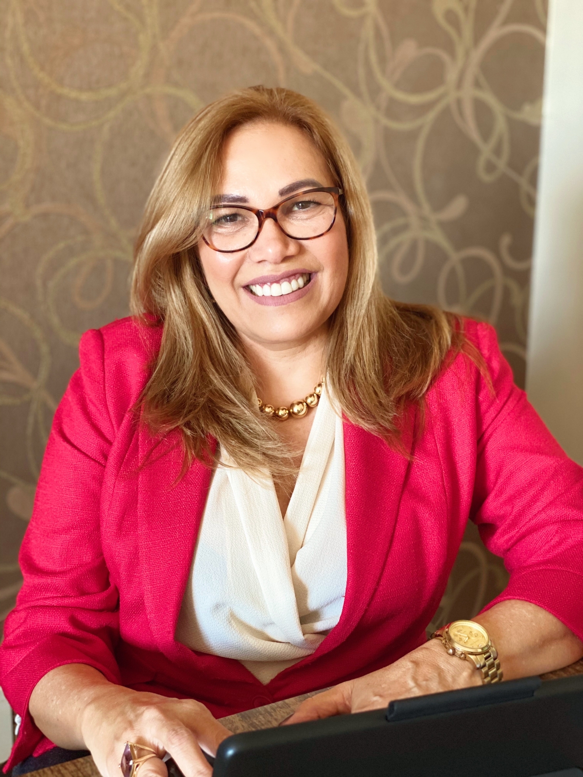 ANA CRISTINA ARAÚJO