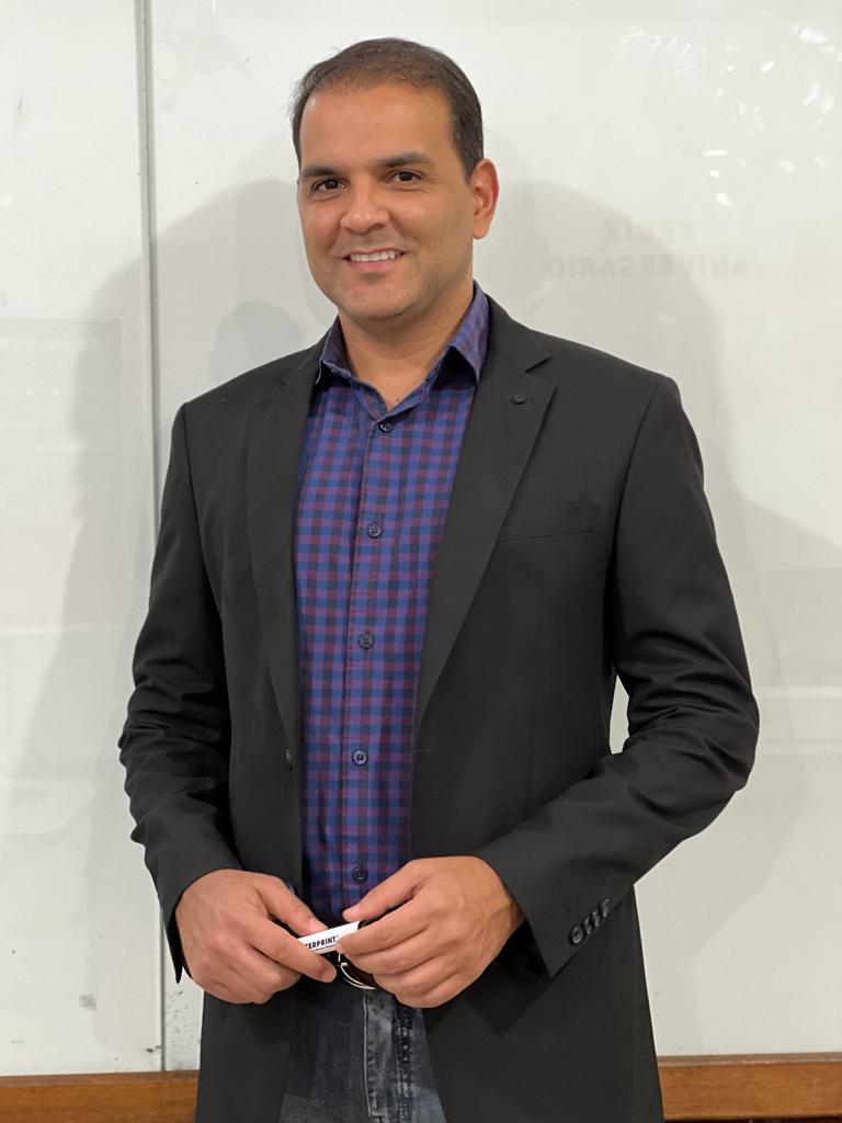 ARLLINGTON CAMPOS SOUSA